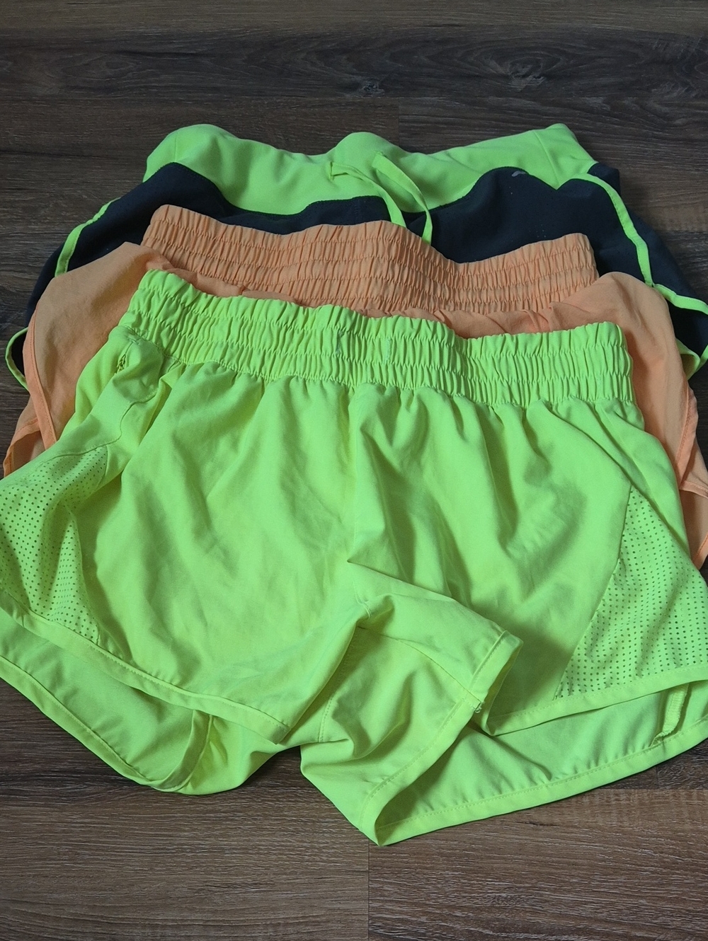 LOT OF 3 Women's Small Athletic Running Shorts All in Motion Avia Neon Lime Oran